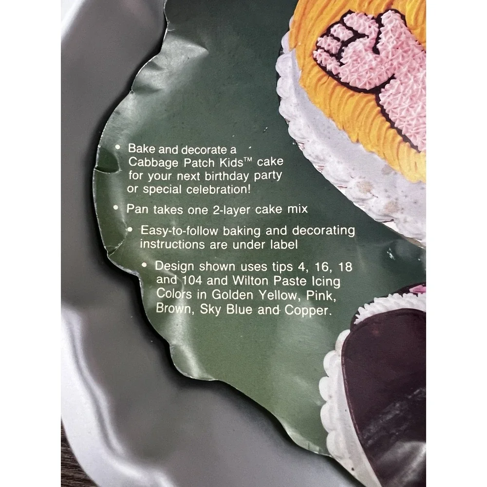 Wilton 1984 Cabbage Patch Cake Pan 2105-1984 Metal Tin Pan Baking Pan‎